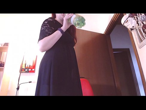 ❤️ Un schiavu sottumessu chì ama i mutandine brutte è luscious hè obligatu à masturbarsi dopu avè vistu stu video! ️ Pornu di qualità à co.teencumpot.ru